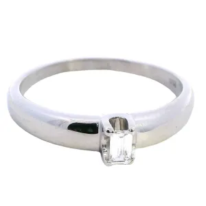 Dazzling Diamonds Handmade 18ct white gold Diamond Ring