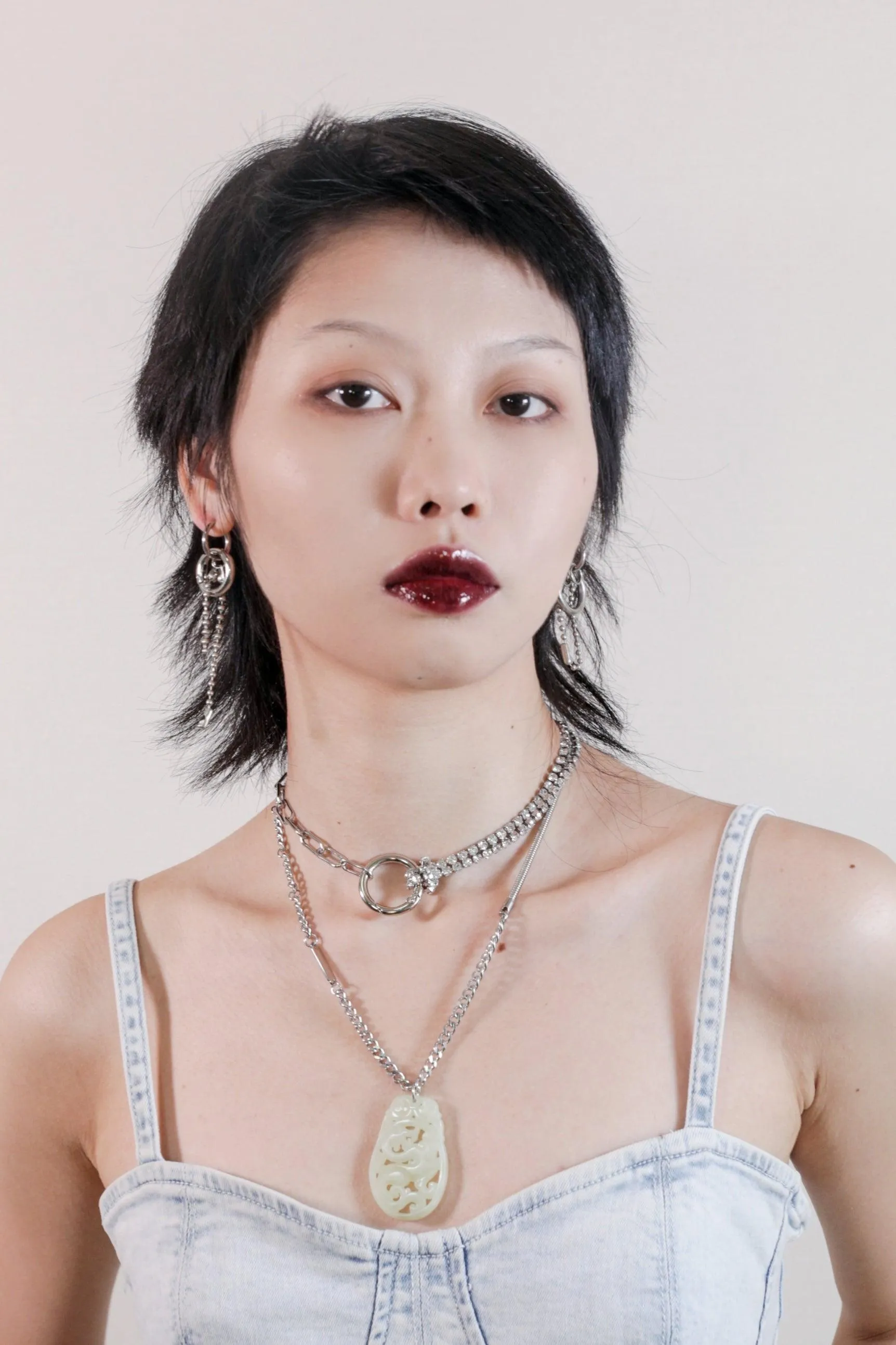 Fervooor Asymmetric waterproof oring and chains earrings