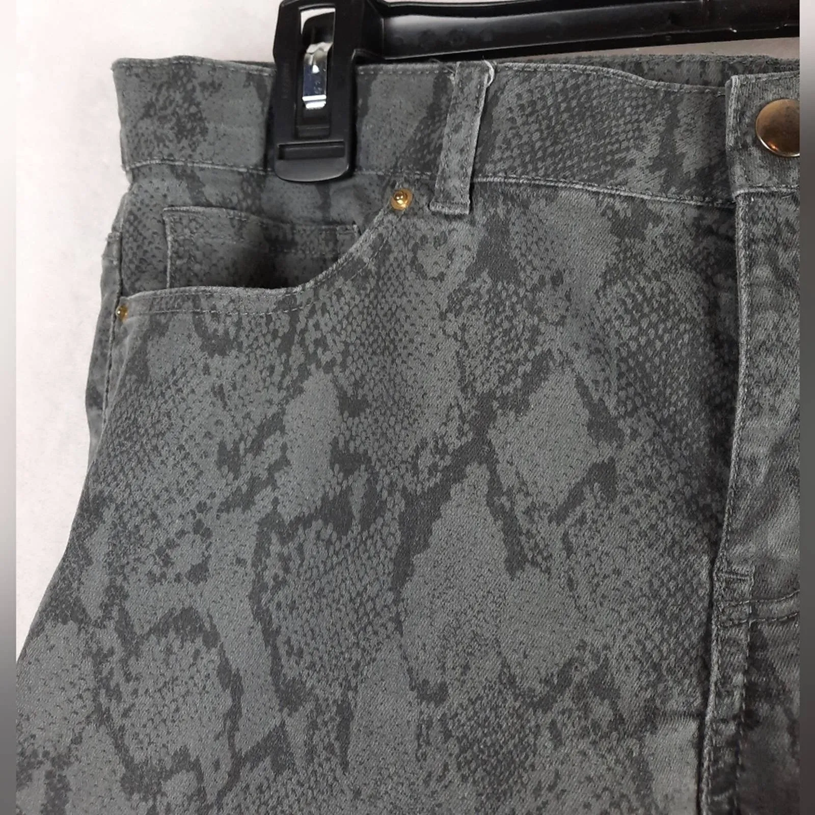 H&M Snakeskin Jeggings EUC