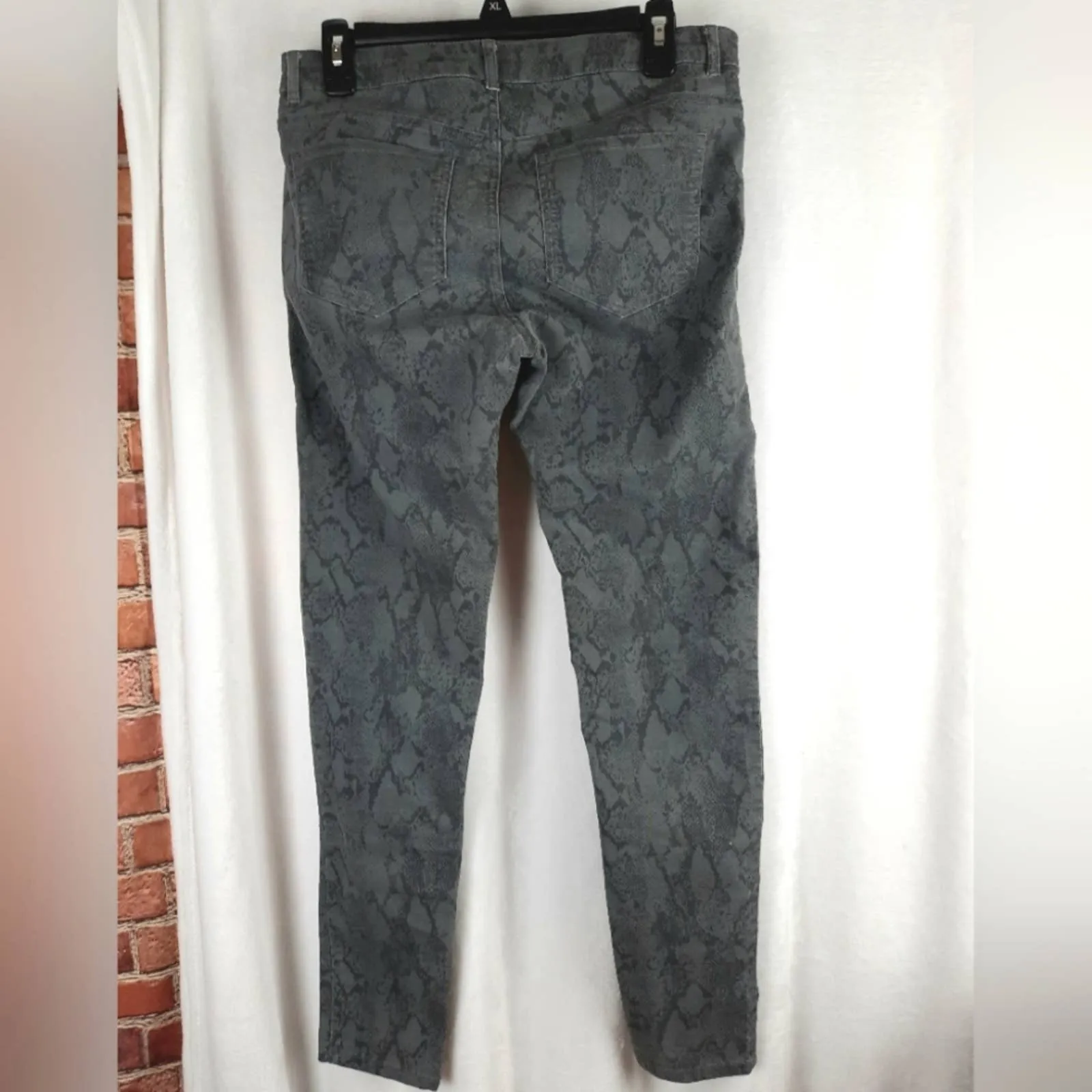 H&M Snakeskin Jeggings EUC