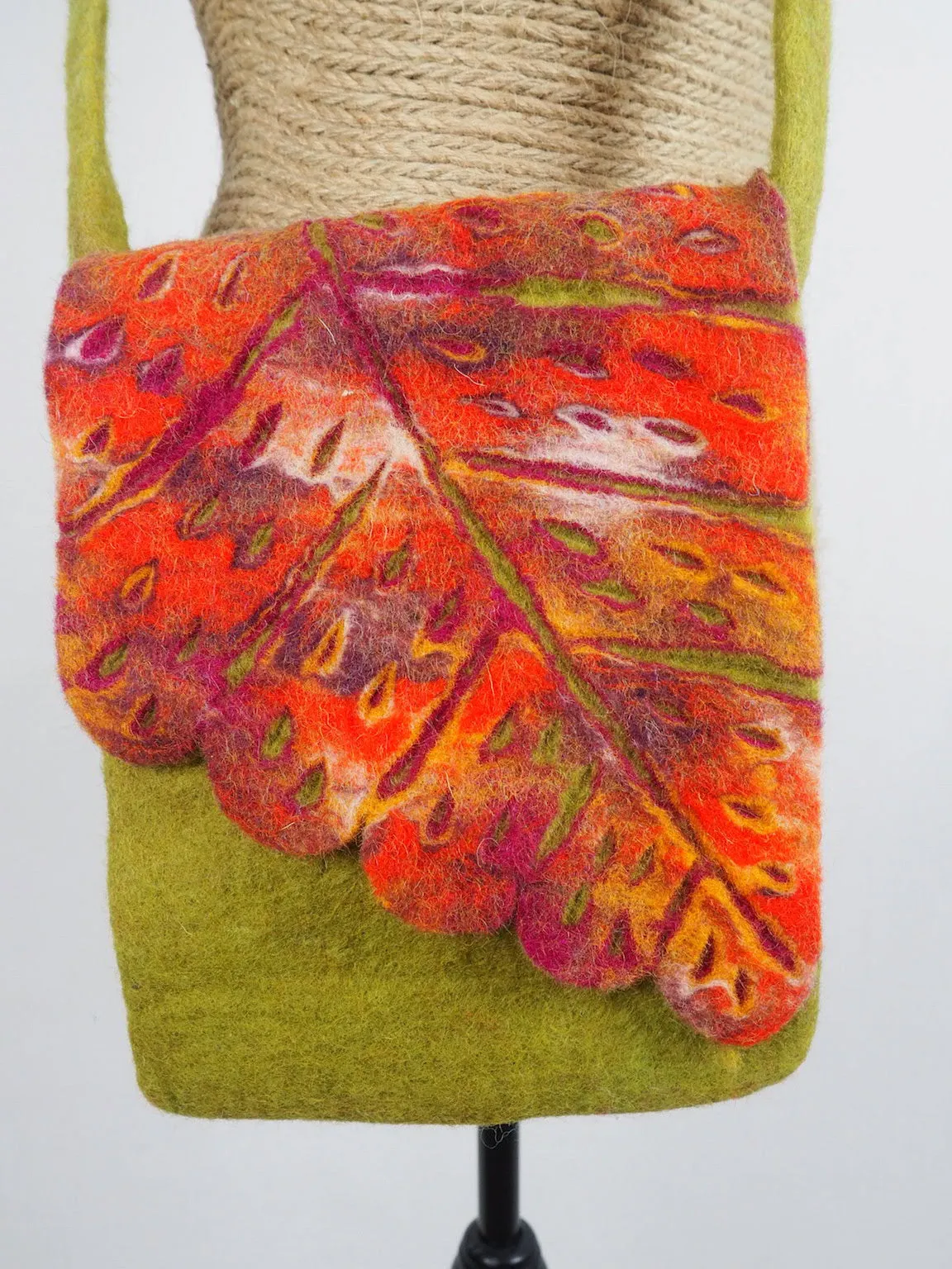 Leaf Bag 01