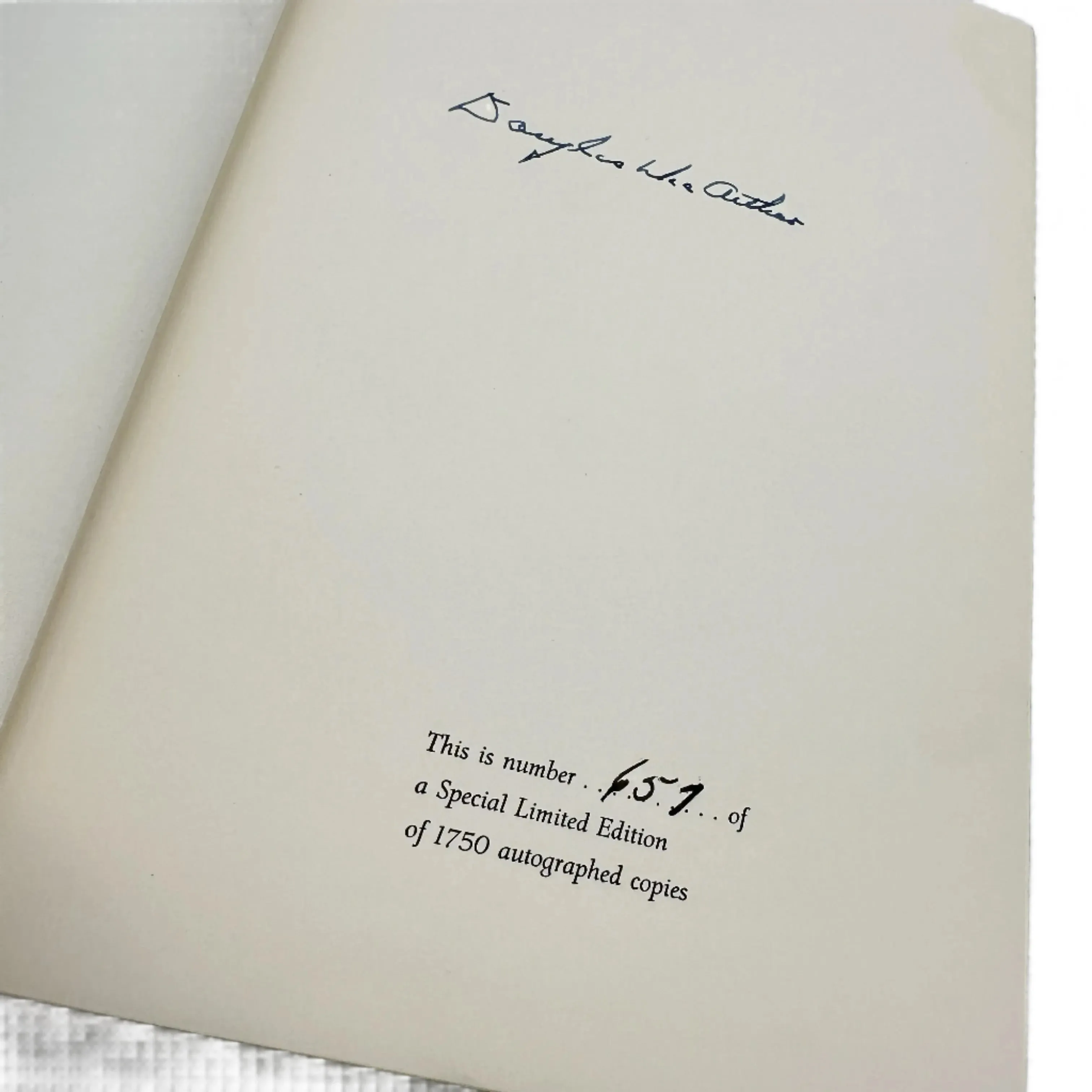 "Reminiscences" signed by the author General Douglas MacArthur, 1964 - First edition, #657 of 1750 signed copies