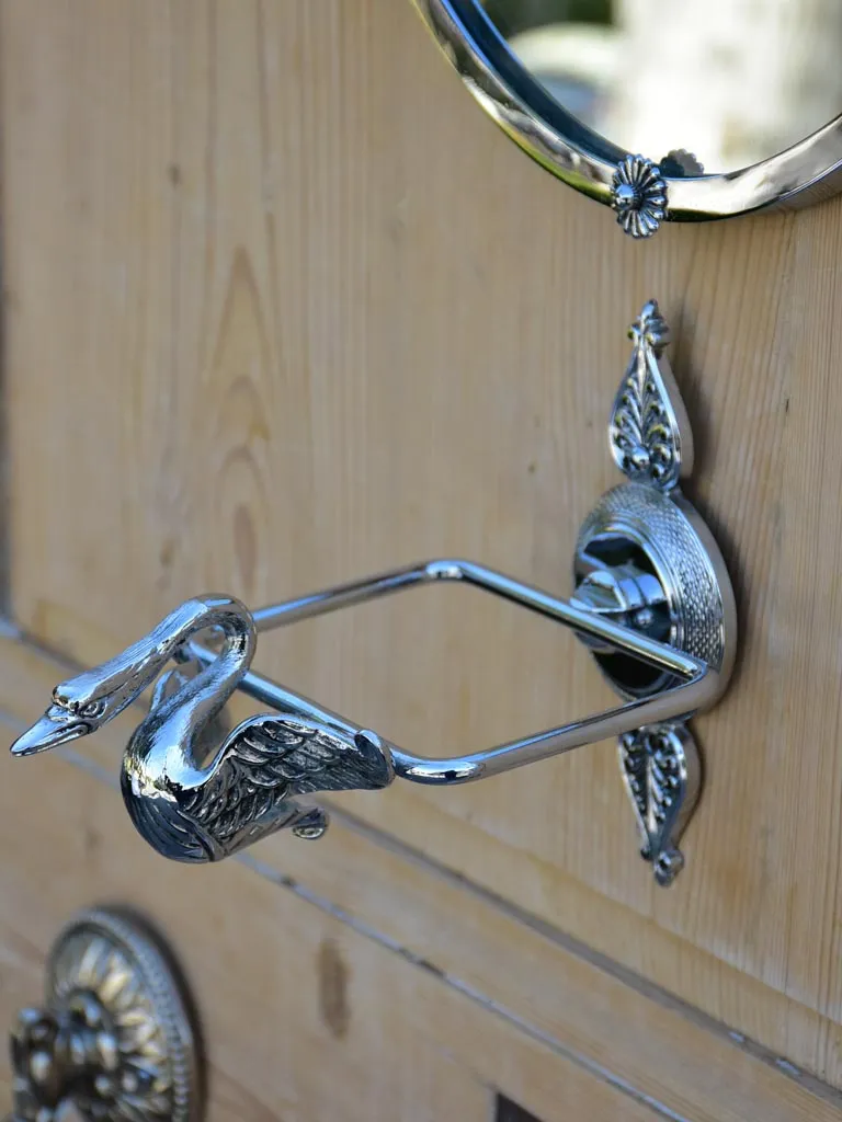 Rare set of bathroom hardware accessories decorated with swans - 1950's