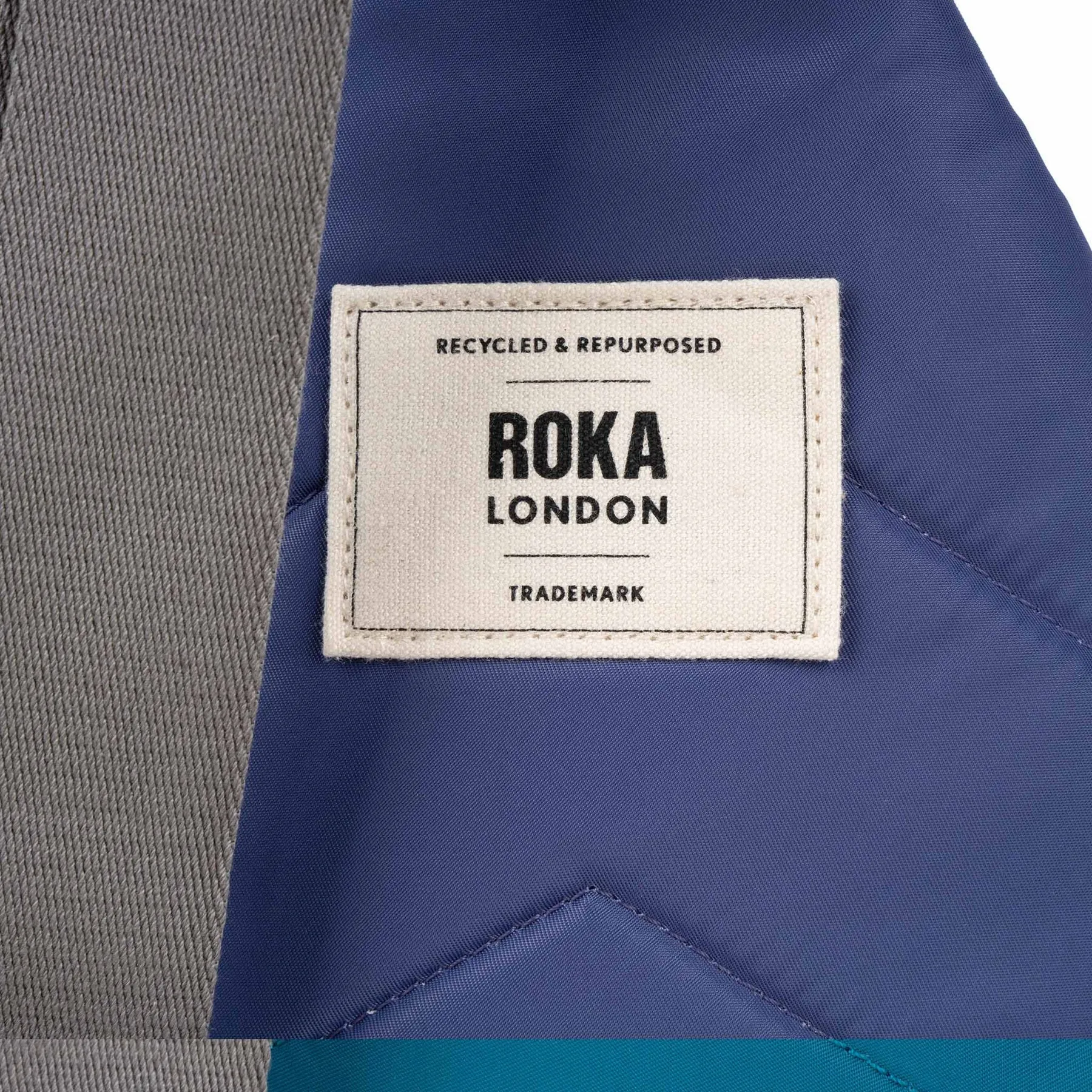 ROKA Willesden B Large Recycled Nylon Bag - Indigo