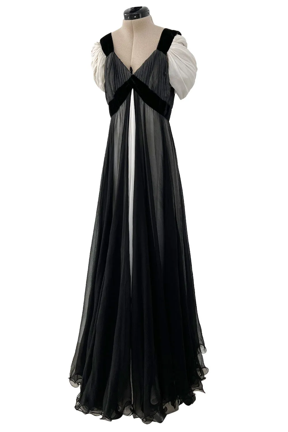 Stunning Spring 1986 Jacqueline de Ribes Black & Ivory Bias Cut Silk Chiffon Dress